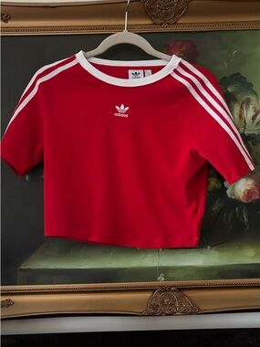 NWOT Adidas Women Cropped 3-Stripes Baby Tee red size L